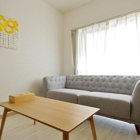 Osaka Box House Apartment Exterior photo